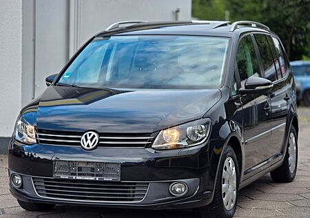 VW Touran Volkswagen Highline 1.4 140ps (neue Steuerkette)