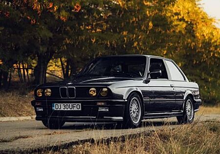 BMW 325