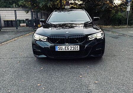 BMW 320d Touring M Sport Automatik M Sport