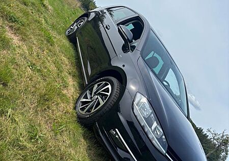 VW Golf Volkswagen 1.0 TSI Join Variant Join