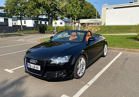 Audi TT Roadster 2.0 TFSI -