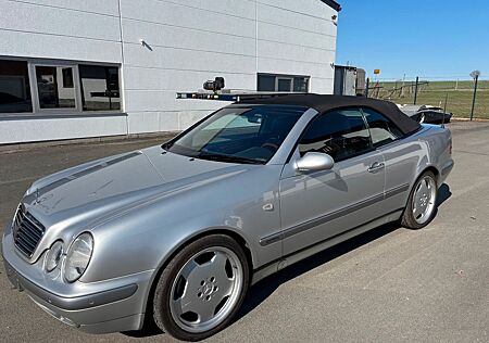 Mercedes-Benz CLK 320 ELEGANCE, Sammler, Top Zust., Vollausst.