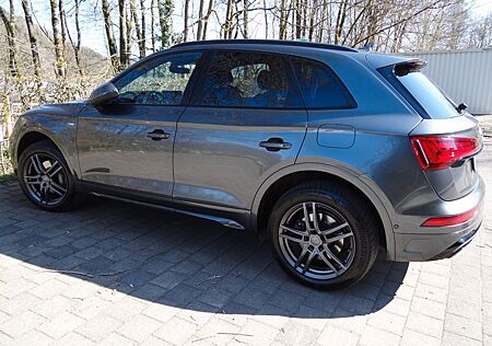 Audi Q5 55 TFSI e S tronic quattro S line S line