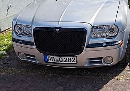 Chrysler 300C Touring 3.5 V6 AWD Autom. -