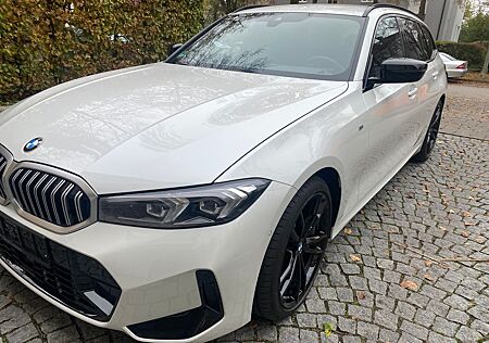 BMW 320 d xDrive M Sport, AHK, Sthz. UVP: 72.389.-