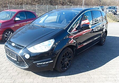 Ford S-Max Titanium Text lesen!!!