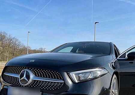 Mercedes-Benz A 180 d - AMG Line