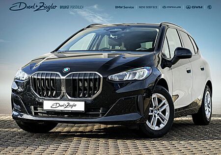 BMW 218d Active Tourer AHK PanoDach SpSitz RFK SGlas