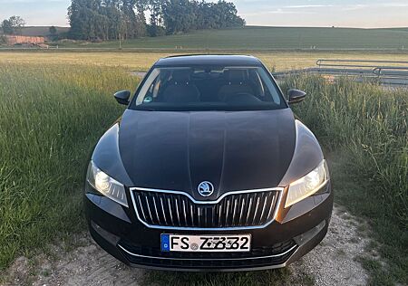 Skoda Superb 2.0 TDI SCR 4x4 Ambition
