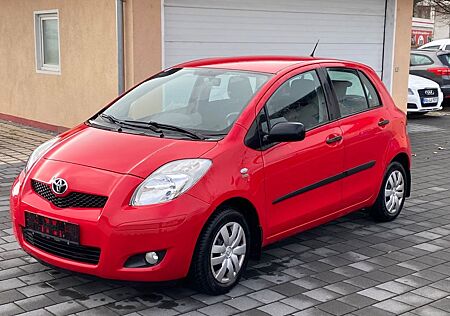 Toyota Yaris 1,0-l-VVT-i Luna KLIMA