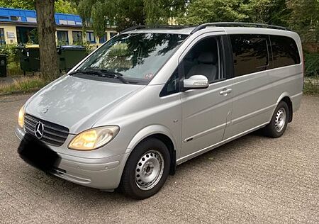 Mercedes-Benz Viano 3.0 CDI Automatik 8 Sitzer