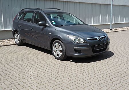 Hyundai i30 cw Edition+ TÜV NEU - Service NEU