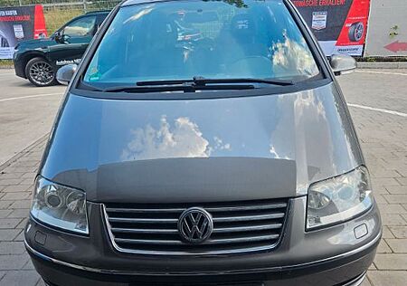 VW Sharan Volkswagen 2.0TDI Pacific Navi Schiedach 8x bereift