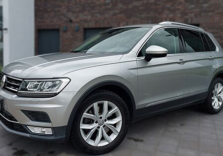 VW Tiguan Volkswagen 2.0 TSI 132kW DSG 4MOTION Highline Hi...