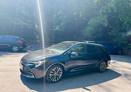 Toyota Corolla 1,8 Hybrid Business Edition Touring ...