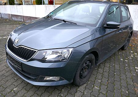 Skoda Fabia Ambition, 8-fach bereift - aktuell WKR