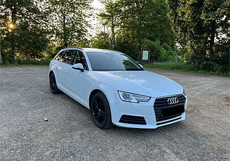 Audi A4 2.0 TDI Avant -