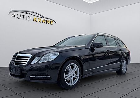 Mercedes-Benz E 200 T-Modell*AVANTGARDE*AUTOMATIK*LEDER*XENON*