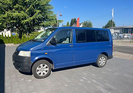 VW T5 Shuttle Volkswagen