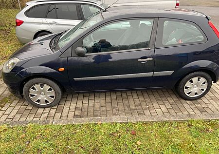 Ford Fiesta 1.3 51kW 69PS Benzin