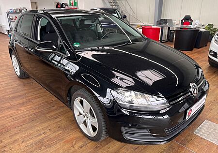 VW Golf Volkswagen VII Lim. 2.HAND,NAVI,Bi-XENON,