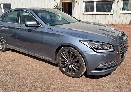 Hyundai Genesis Basis V6 D-Model EU Navi