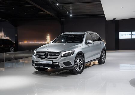 Mercedes-Benz GLC 250 4Matic 9-G*EXCLUSIVE*LED*AHK*
