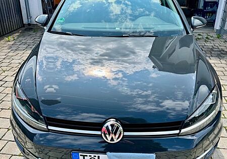 VW Golf Volkswagen 1.0 TSI 63kW BMT Comfortline