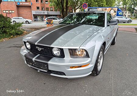 Ford Mustang 4,6L V8.