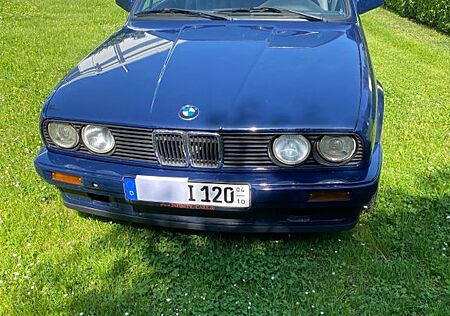 BMW 320i Coupe