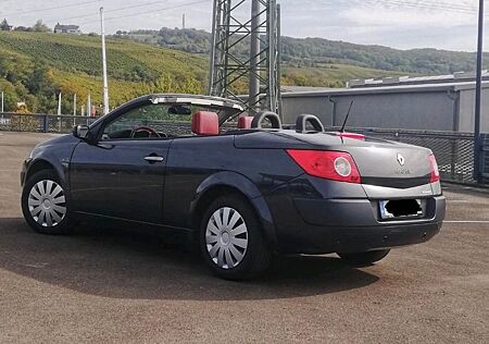 Renault Megane Coupé-Cabriolet Exception 2.0 16V Exc...