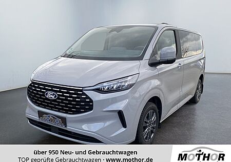 Ford Tourneo Custom Titanium Rollstuhltransportumbau