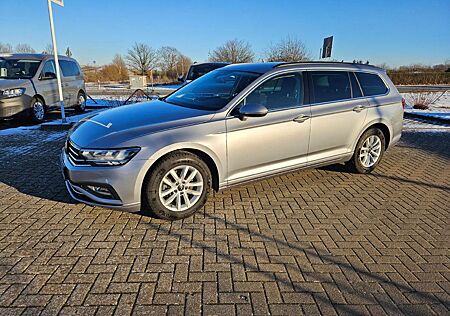 VW Passat Variant Volkswagen Business PASSAT Va 1.5BusinBT110