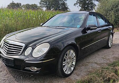 Mercedes-Benz E 320 CDI AVANTGARDE Avantgarde AHK*Xenon