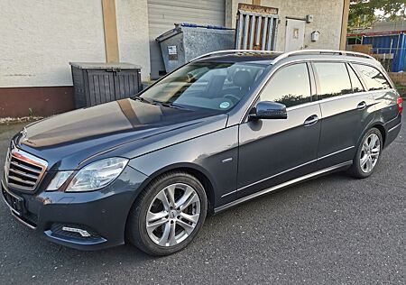 Mercedes-Benz E 250 T-Modell CDI Avantgarde Standheizung AHK !