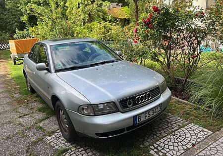 Audi A4 1.6 Auto -