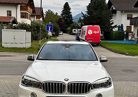 BMW X5 M50 M50d -