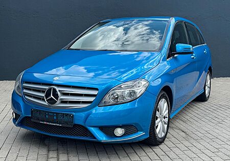 Mercedes-Benz B 180 CDI Edition E /AUTOMATIK/1.HAND/STZHZ/
