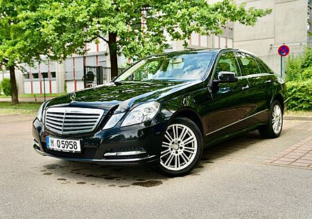 Mercedes-Benz 200
