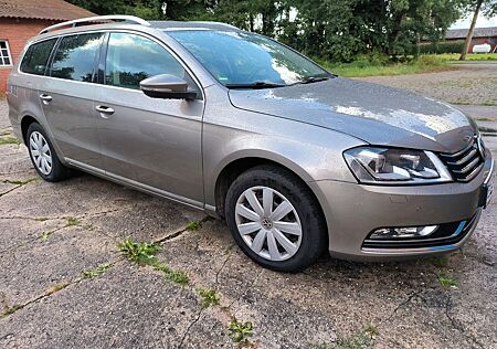 VW Passat Variant Volkswagen 1.4 TSI EcoFuel DSG Highline ...