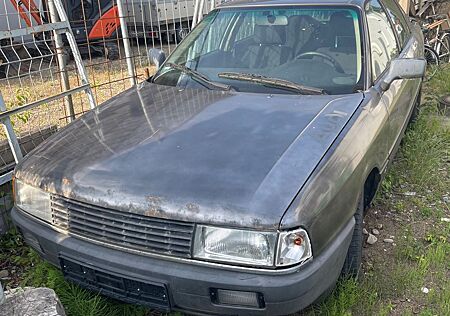 Audi 80