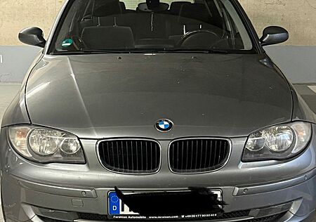BMW 120i -