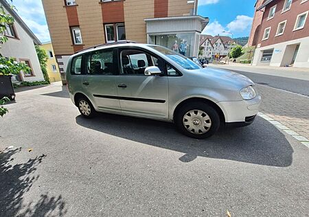 VW Touran Volkswagen 1.9 TDI 74kW Basis Tüv 04.2026