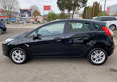 Ford Fiesta Celebration 1.0-1.HAND-KLIMA-PDC-TÜV NEU