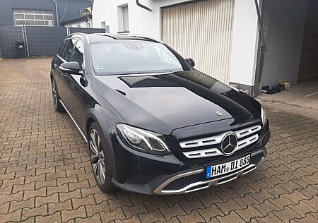 Mercedes-Benz E 220 d 4MATIC T All-Terrain* Burmester*Standhei