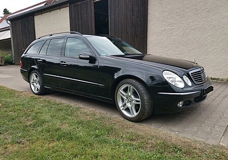 Mercedes-Benz E 320 T ELEGANCE Elegance