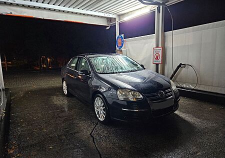 VW Jetta Volkswagen 1.4 TSI Checkheftgepflegt, Leder etc.