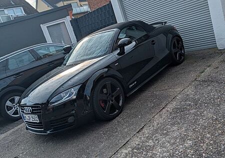 Audi TT Roadster S-Line 2.0 TFSI - 300 PS