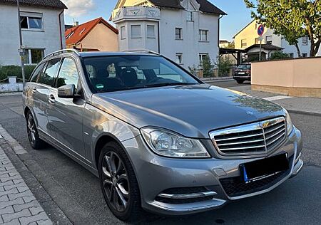 Mercedes-Benz 200