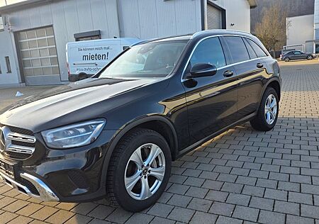 Mercedes-Benz GLC 300 de 4Matic*LED*Navi*RFK*Distronic Plus*